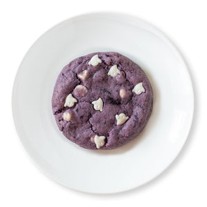 Blueberry-Flavored Halloween Cookies with White Chocolate and Ghost Sprinkles